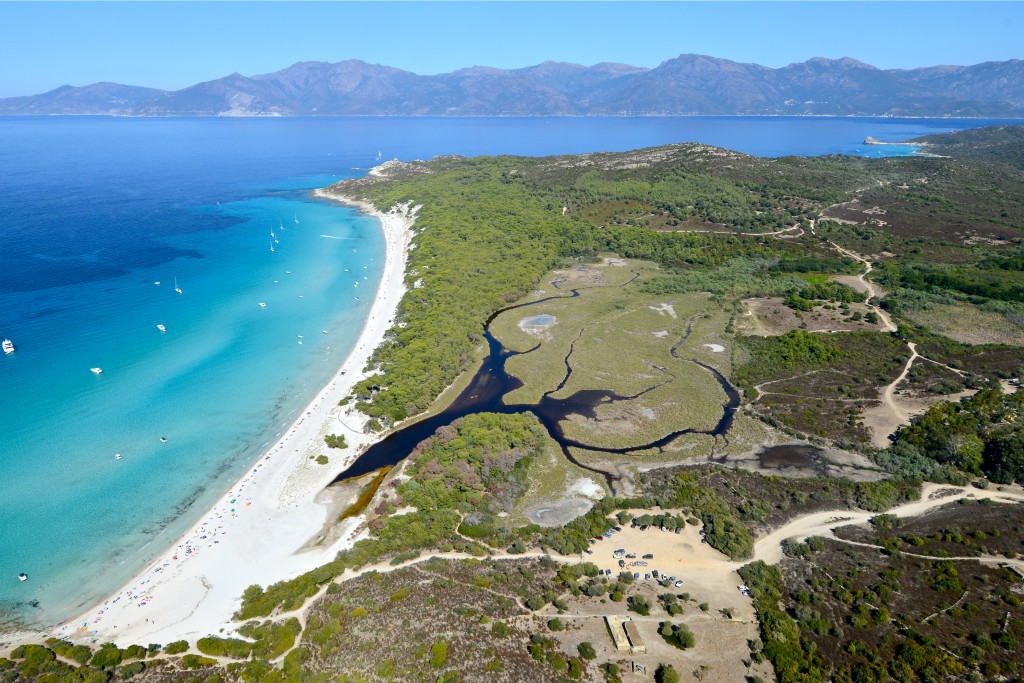 Découvrir les Agriates Cap Corse en catamaran